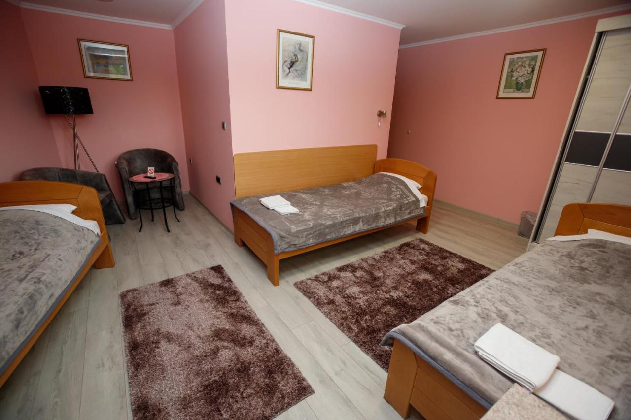 Guest House Mali Homtel Subotica Zewnętrze zdjęcie