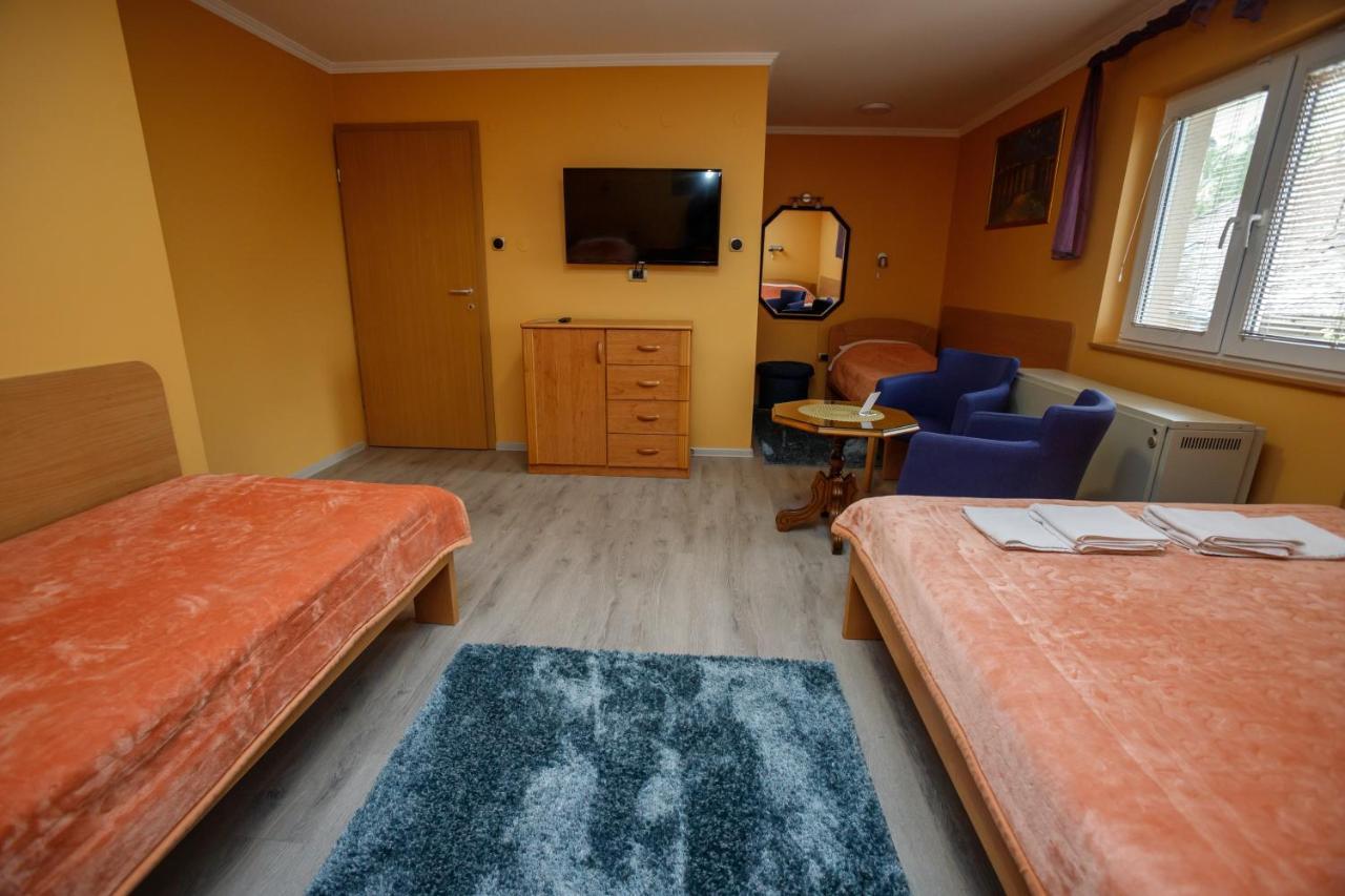 Guest House Mali Homtel Subotica Zewnętrze zdjęcie